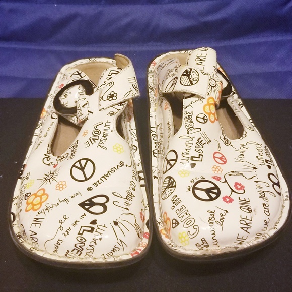 peace and love shoes